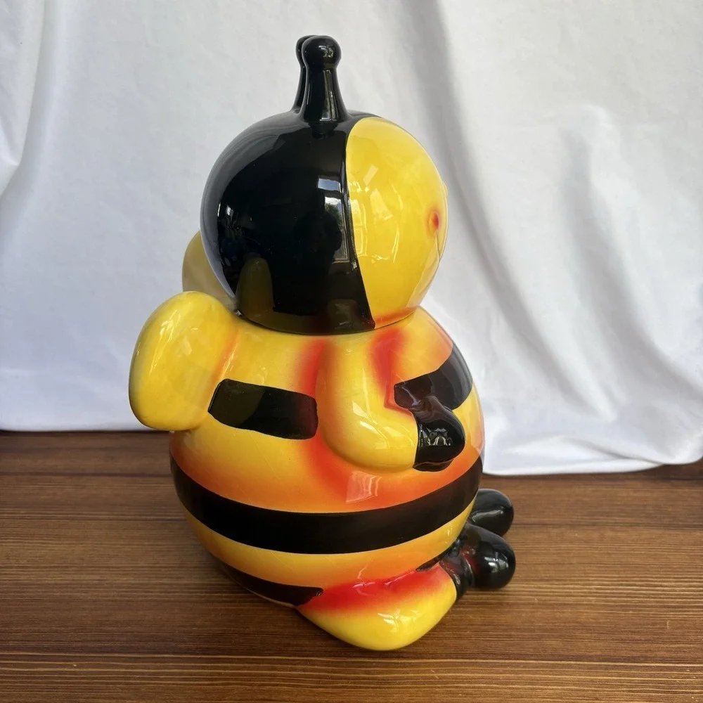 Cosmos Gifts Ceramic Honey Bee Cookie Jar Bumble Bee Kitchen Canister